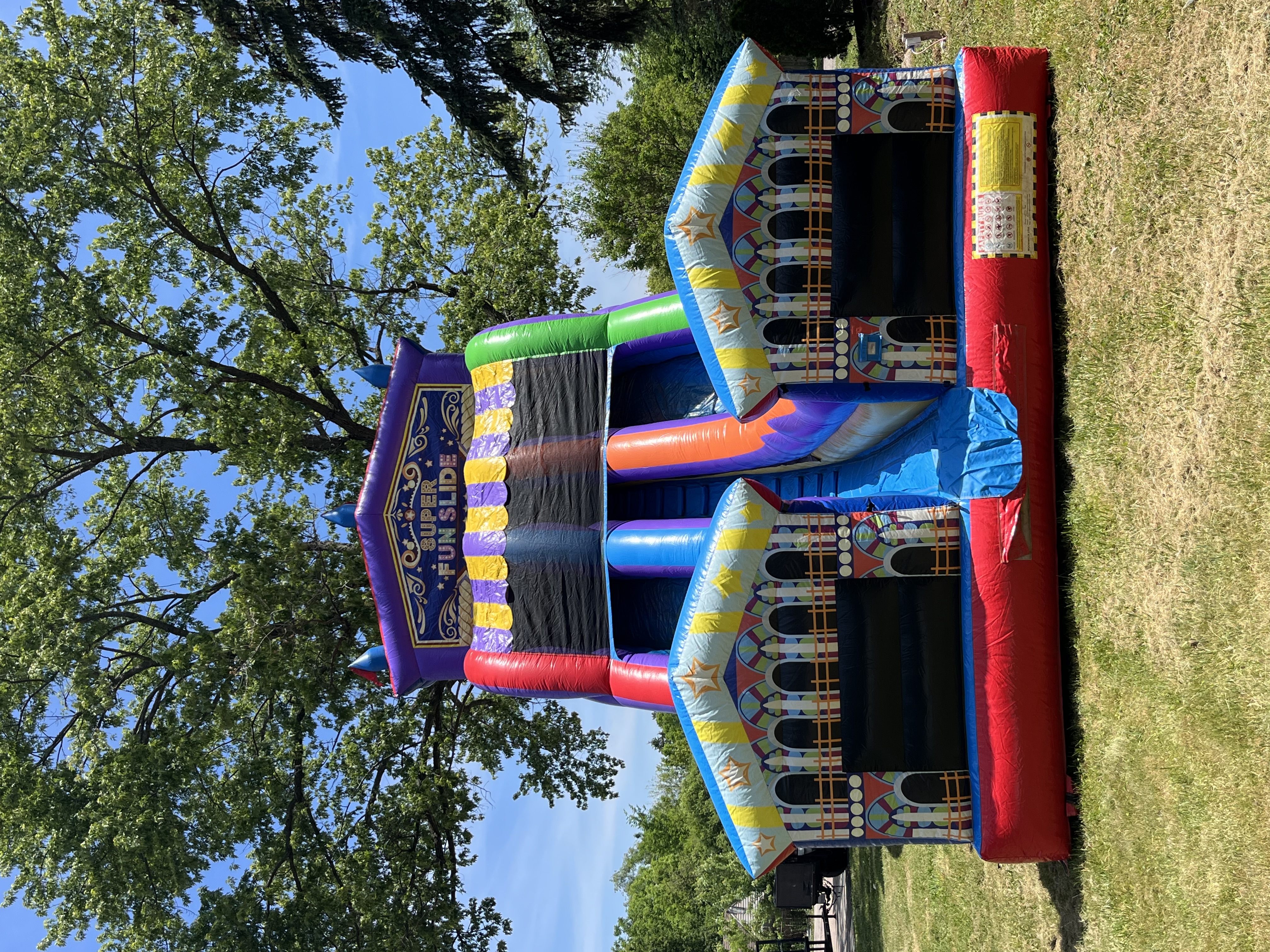 # 22 Super fun slide carnaval